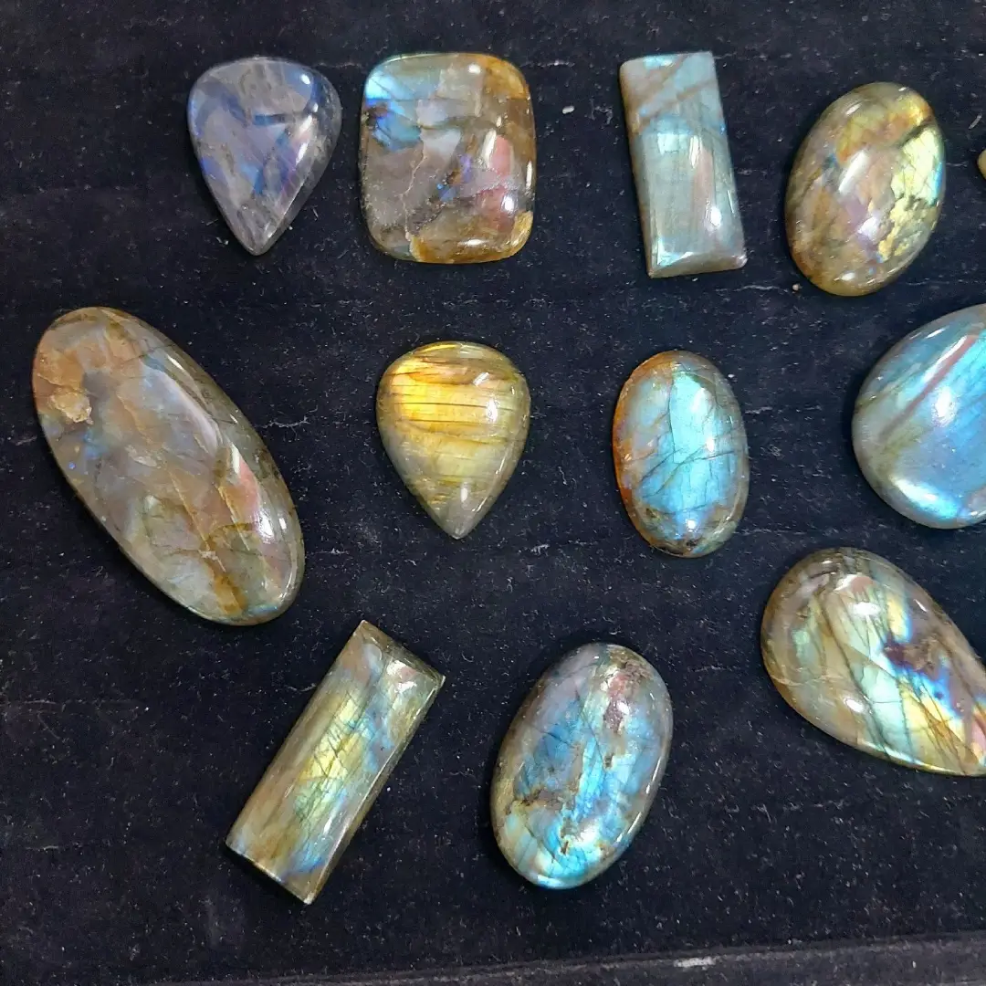 Wholesale Chrysocolla Cabochon Mix Shape Gemstone – United Arab Emirates
